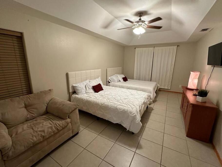 Mcallen 4Br With Pool, Shopping & More エクステリア 写真