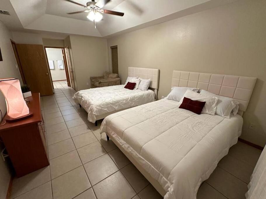 Mcallen 4Br With Pool, Shopping & More エクステリア 写真
